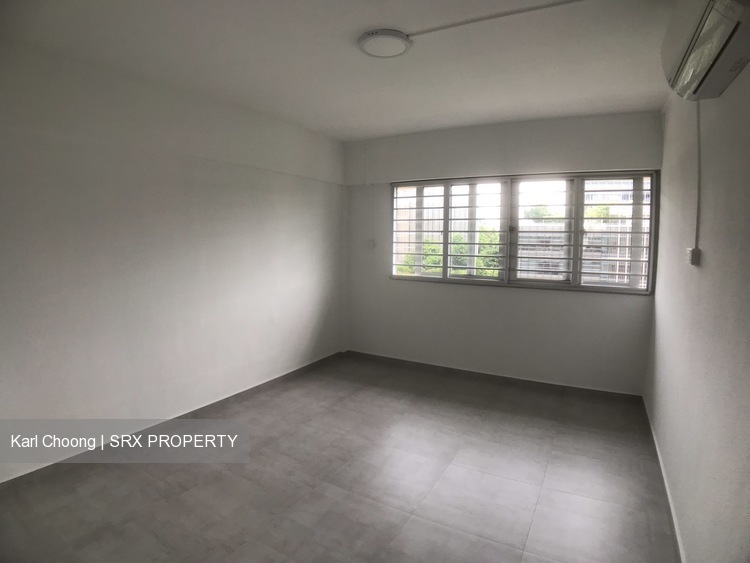 Yishun Avenue 4 thumbnail photo